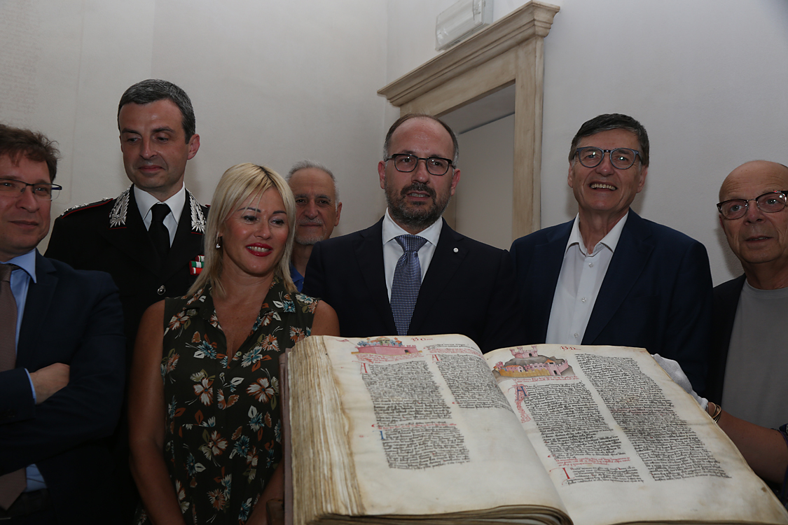 Codex Astensis_044.jpg
